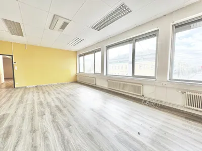 5-Zimmer-Gewerbeimmobilie mieten in Wien – 179 m², € 1.745 – Bild 1 von 14