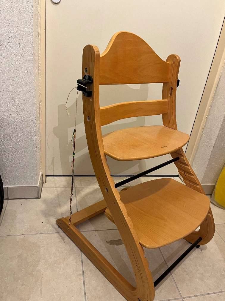 Baby Hoch-/ Beistellstuhl + Tafel Kreide / magnetisch