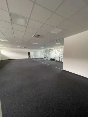 Gewerbeimmobilie mieten in Linz Land – 240 m², € 2.640