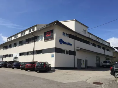 Gewerbeimmobilie mieten in Linz Land – 240 m², € 2.640 – Bild 3 von 14