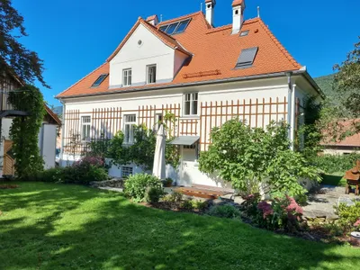 5-Zimmer-Wohnung mieten in Krems Land – 120 m², € 1.000 – Bild 2 von 18