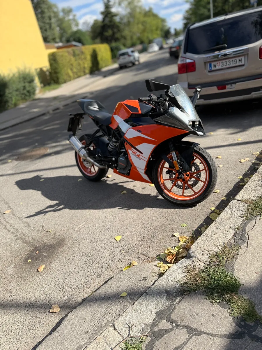 KTM RC