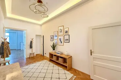 Nähe Stadtpark: Großzügige 137 m² Altbauwohnung mit kleinem Balkon – Bild 3