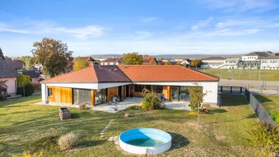 7-Zimmer-Haus kaufen in Krems Land – 224 m², € 980.000 – Bild 1 von 15