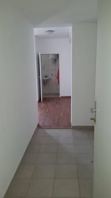 1-Zimmer-Wohnung mieten in Baden – 36,5 m², € 490 – Bild 3 von 5