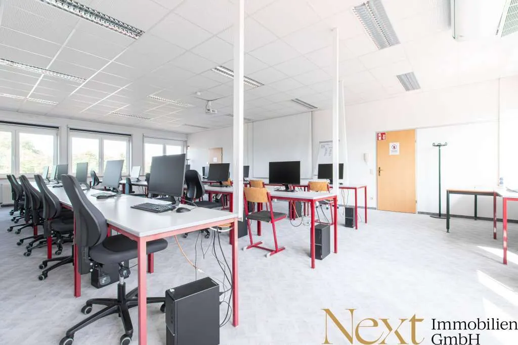 Großzügige Bürofläche mit ca. 193m² mit idealer Verkehrsanbindung im GTZ Wels zu vermieten! - Ansicht 2