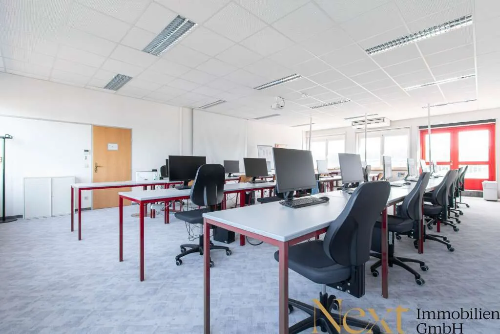 Großzügige Bürofläche mit ca. 193m² mit idealer Verkehrsanbindung im GTZ Wels zu vermieten! - Ansicht 3