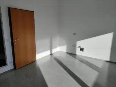 2-Zimmer-Gewerbeimmobilie mieten in Wels – 63 m², € 681 – Bild 7 von 8
