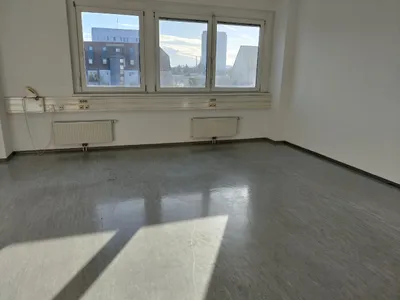 2-Zimmer-Gewerbeimmobilie mieten in Wels – 63 m², € 681 – Bild 3 von 8