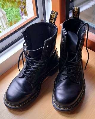 Dr martens 44 usate best sale