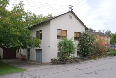 Haus kaufen in Perg – 74 m², € 240.000