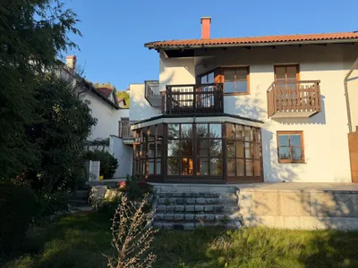 5-Zimmer-Haus kaufen in Urfahr-Umgebung – 200 m², € 998.000 – Bild 1 von 20