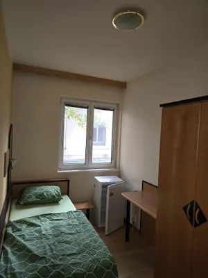 WG-Zimmer mit Bad, 15 m², Penzing, Penzing