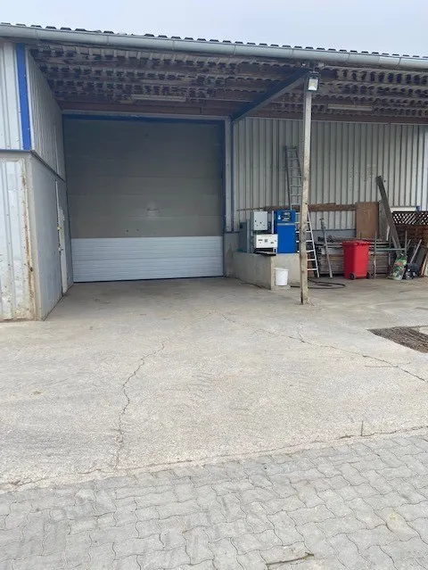 Endlich eine Halle, in der auch der LKW reinpasst - 170 m², A1-nah, Werkstatt mit Montagegrube + möbliertes Büro, Böheimkirchen - provisionsfrei - Ansicht 3