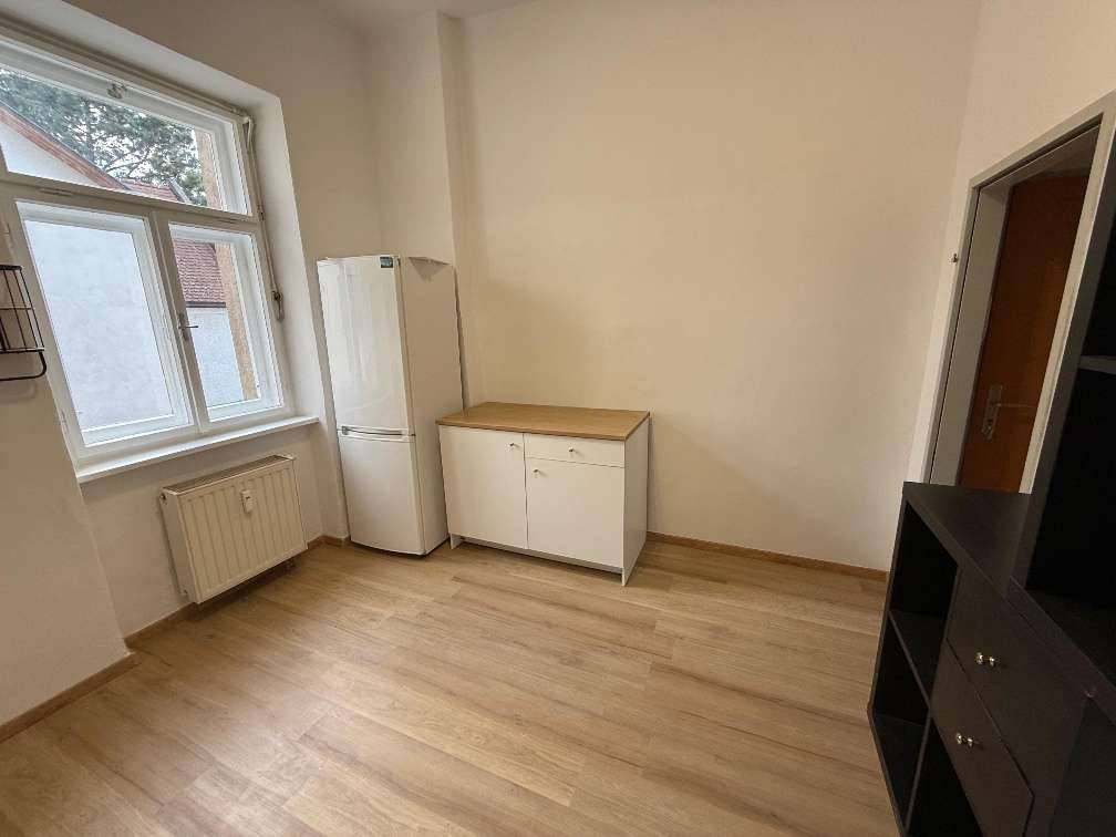 Zinshaus in Leoben - 6 Wohnungen + 2 Geschäftseinheiten, 5 Parkplätze - Ansicht 3