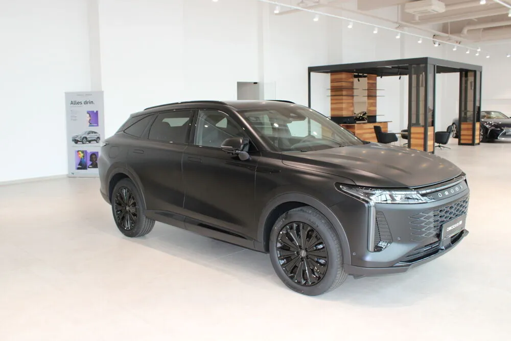 OMODA 9 PHEV 1.5TGDi Premium Line AWD Black Edition