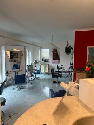 Gewerbeimmobilie mieten in Ried im Innkreis – 80 m², € 500