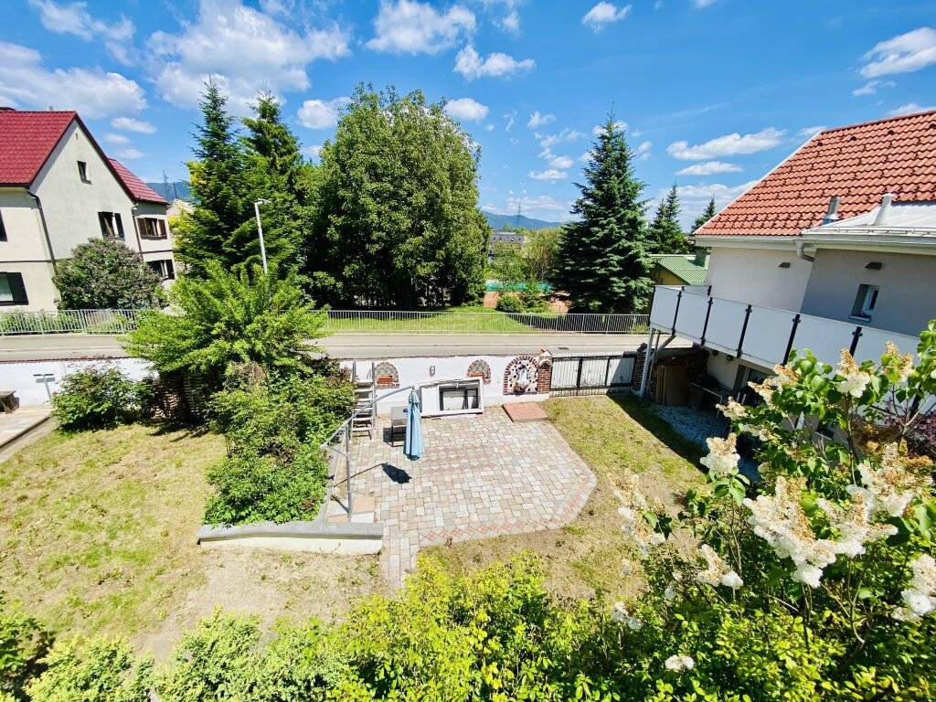 Judenburg Stadtrand: charmantes Wohnhaus mit Garten, Pool und liebevollen Details - Ansicht 3