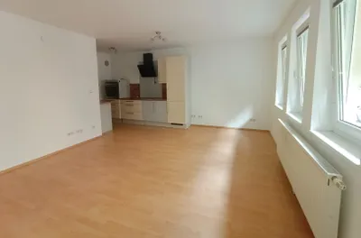 11.Hugogasse UNBEFRISTETE, PROVISIONSFREIE NEUBAUGARCONNIERE IN U3-NÄHE