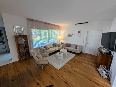 5-Zimmer-Haus mieten in Wels – 172 m², € 2.300 – Bild 4 von 21