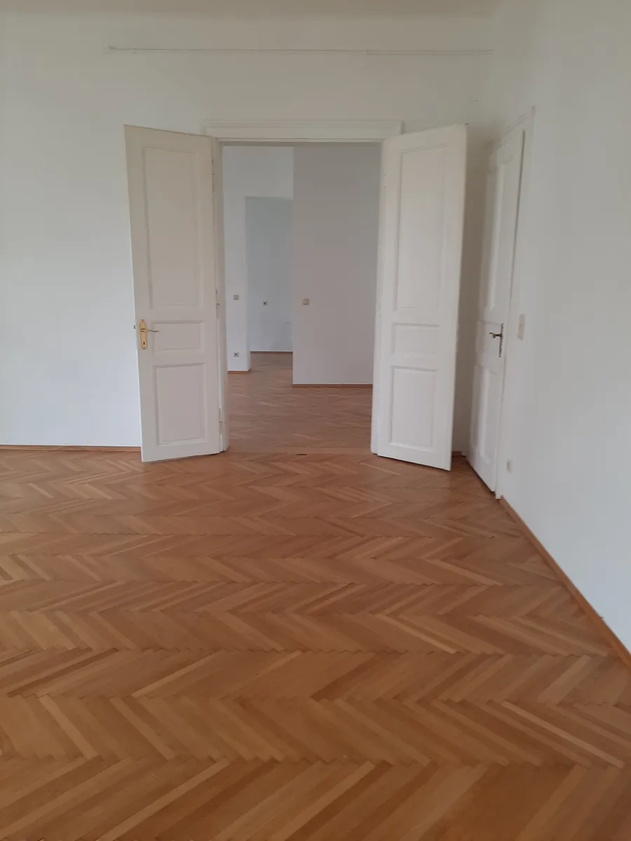 Schöne Altbauwohnung - Ansicht 2