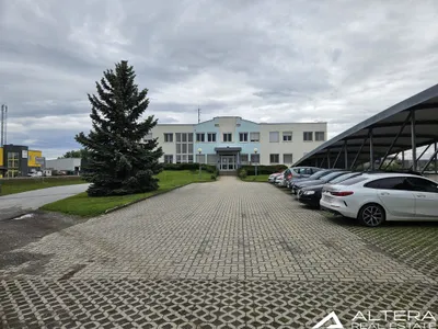 14-Zimmer-Gewerbeimmobilie mieten in Graz-Umgebung – 391 m², € 11.011 – Bild 25 von 27