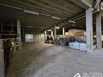 14-Zimmer-Gewerbeimmobilie mieten in Graz-Umgebung – 391 m², € 11.011 – Bild 19 von 27