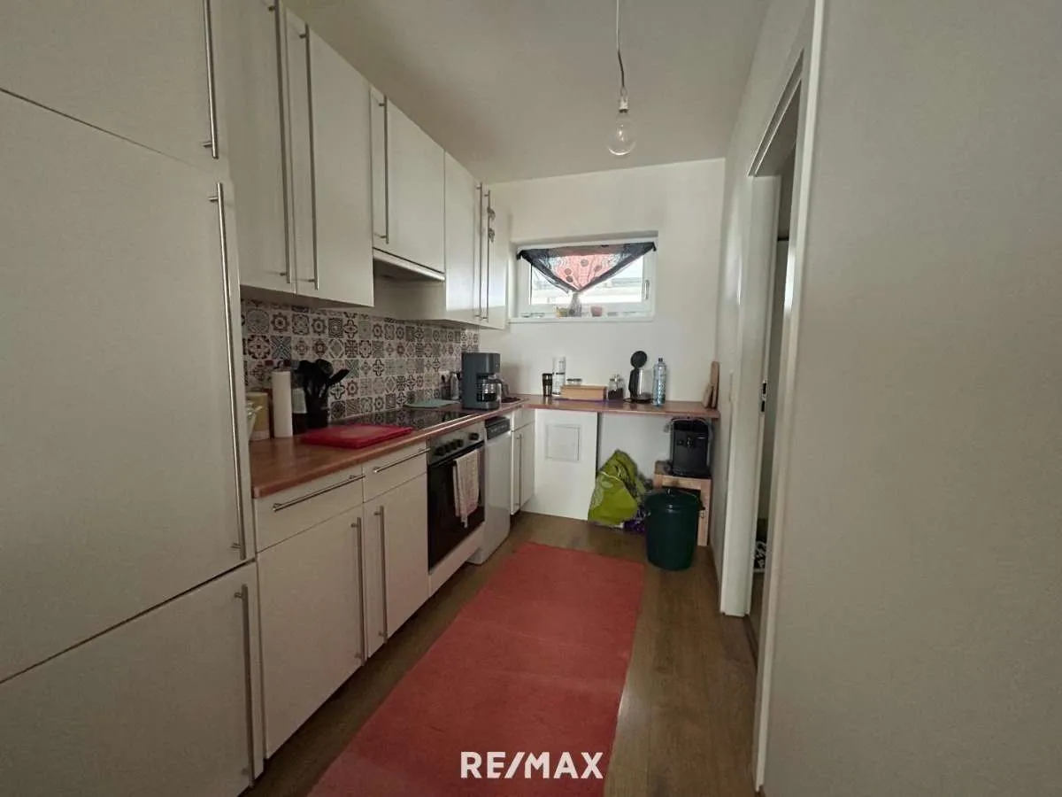 2 Zimmer Wohnung, modern mit Balkon und Stellplatz - Ansicht 3