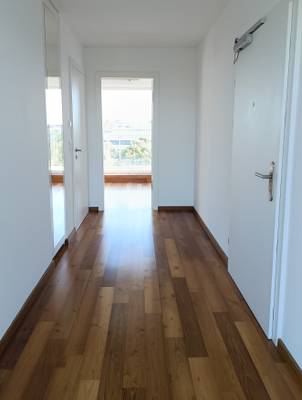 Moderne Dachgeschosswohnung mit Panoramablick & zwei Terrassen an der Alten Donau – Bild 3