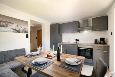 2-Zimmer-Wohnung kaufen in Kitzbühel – 30 m², € 289.000 – Bild 2 von 16