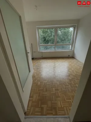 1-Zimmer-Wohnung mieten in Linz – 36 m², € 496 – Bild 3 von 5