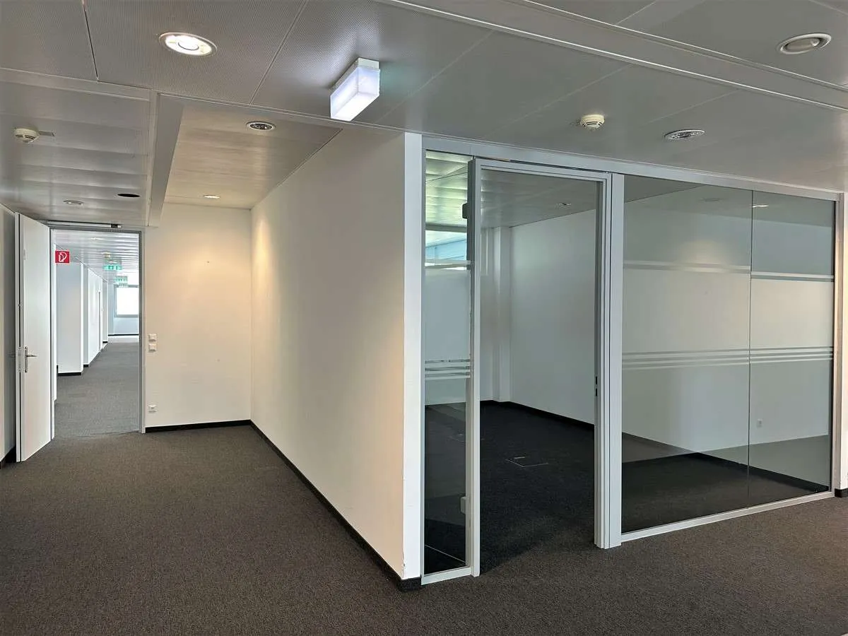 Moderne Büroflächen im etablierten Büroquartier Lassalle ! - Widok 3
