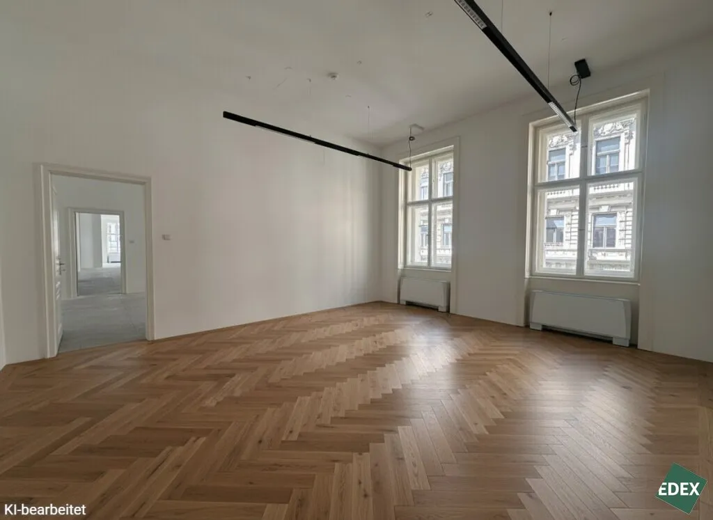Erstbezug nach Sanierung - Repräsentatives Altbau-Büro nahe Rathaus mit Terrasse - Ansicht 2