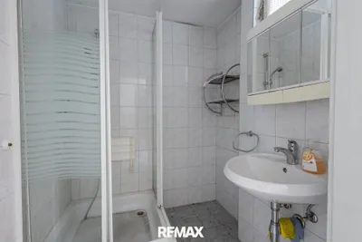 6-Zimmer-Immobilie kaufen in Villach Land – 244 m², € 279.000 – Bild 14 von 35