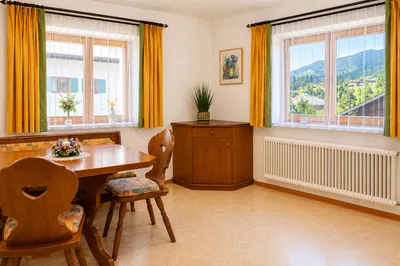 7-Zimmer-Gewerbeimmobilie kaufen in Kitzbühel – 237 m², € 1.385.000 – Bild 12 von 22