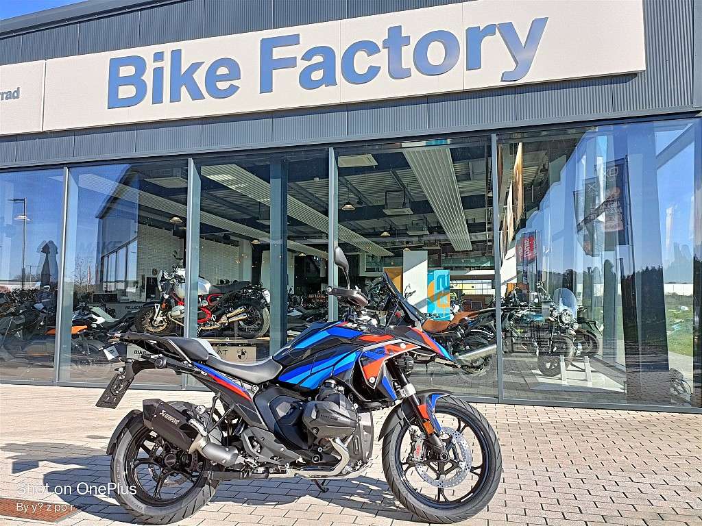 BMW R 1300 GS Style Triple Black Bike Factory M-Edi... Enduro