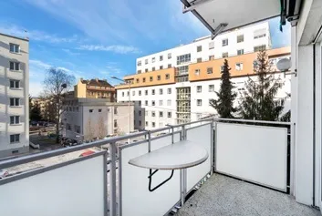 Ruhige 102-m²-Wohnung nahe TU Graz - großer Wohnbereich, 2 Balkone & Stellplatz - Ansicht 2