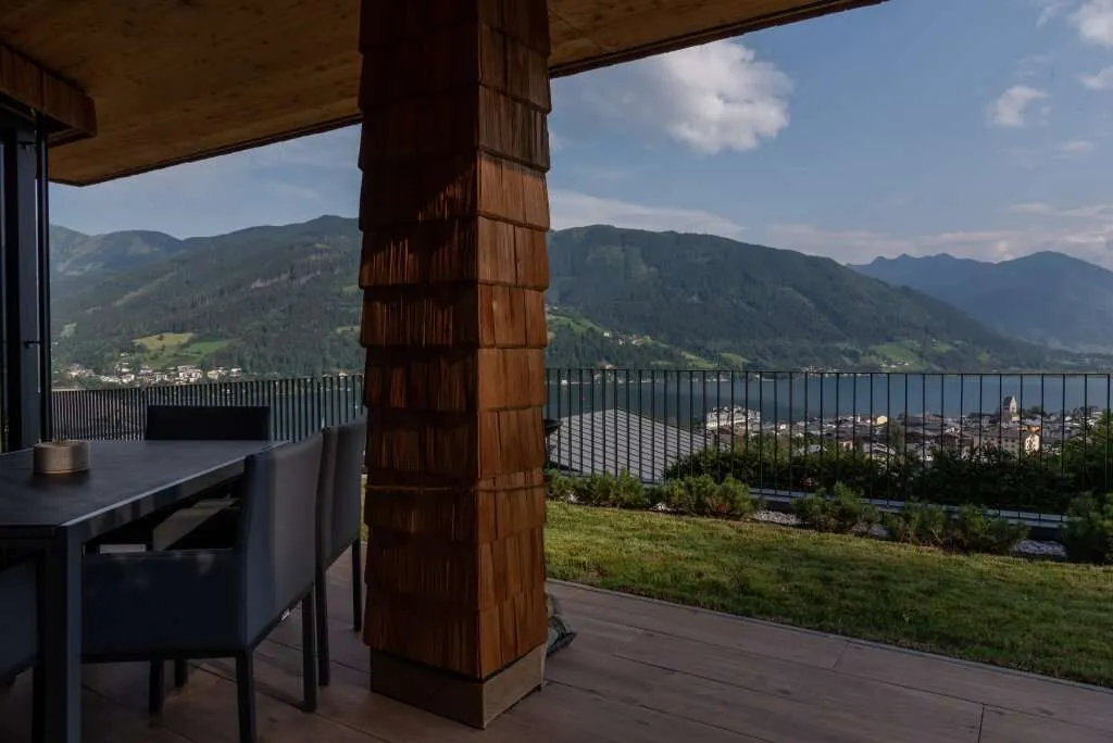 3-Zimmer-Luxus-Wohnung mit Garten und traumhaftem Seeblick in Zell am See - Ansicht 2