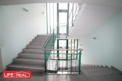 2-Zimmer-Gewerbeimmobilie mieten in Linz – 88 m², € 1.016 – Bild 5 von 12
