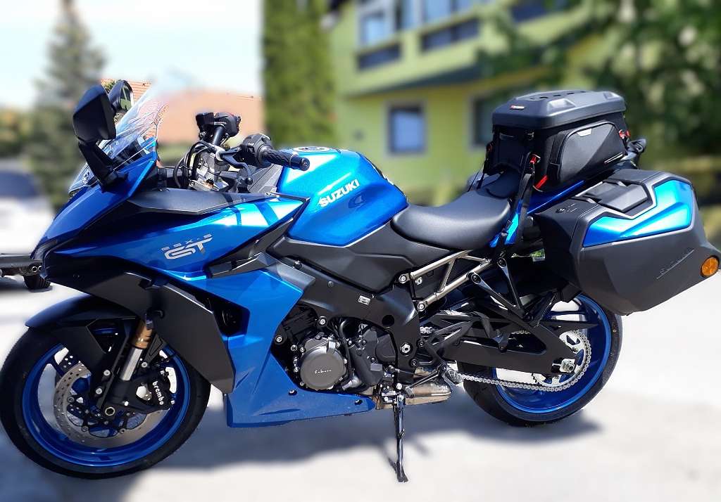 Suzuki GSX -S1000T Tourer