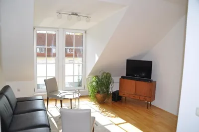 2-Zimmer-Wohnung mieten in Linz – 42 m², € 697 – Bild 1 von 15