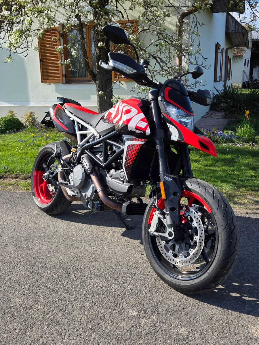 Ducati Hypermotard