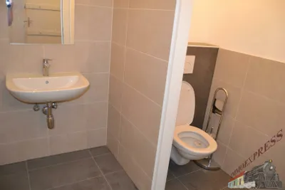 9-Zimmer-Gewerbeimmobilie kaufen in Wien – 200 m², € 920.000 – Bild 14 von 24