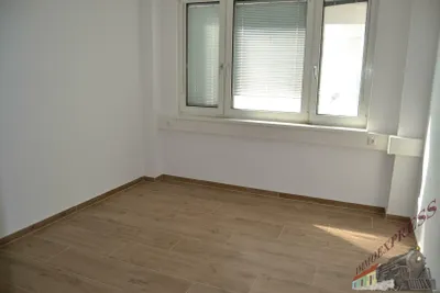 9-Zimmer-Gewerbeimmobilie kaufen in Wien – 200 m², € 920.000 – Bild 4 von 24