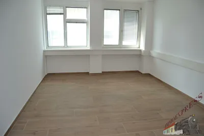 9-Zimmer-Gewerbeimmobilie kaufen in Wien – 200 m², € 920.000 – Bild 6 von 24