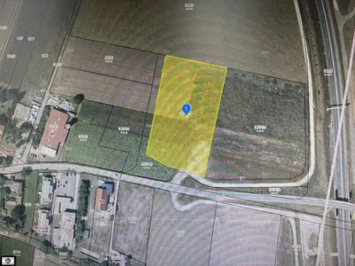 Immobilie kaufen in Hollabrunn – 10 933 m² – Bild 2 von 2