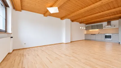 2-Zimmer-Wohnung mieten in Kitzbühel – 64 m², € 986 – Bild 2 von 5