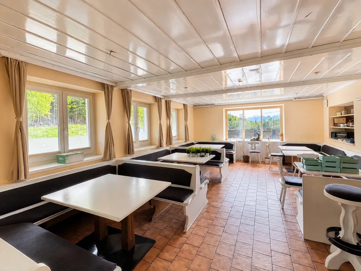 Gimsenwirt St. Gilgen - Gastronomieimmobilie mit 23 Stellplätzen - Ansicht 3