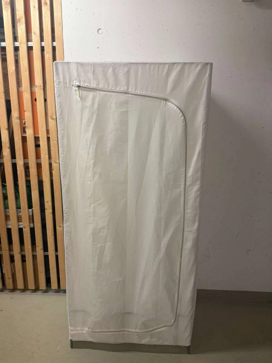 Stoffschrank ikea, € 0,- (1170 Wien)