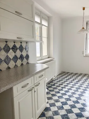 3-Zimmer-Wohnung mieten in Salzburg Stadt – 80 m², € 1.450 – Bild 2 von 9